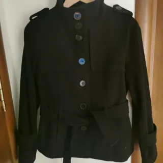 Abrigo tipo americana sahariana negro