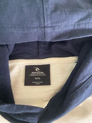 Camiseta Rip Curl manga larga con capucha