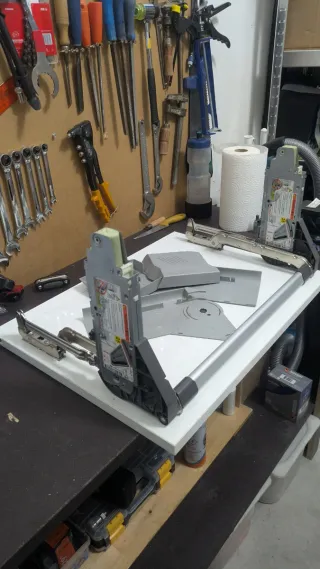 Brazo elevable Blum para altillos