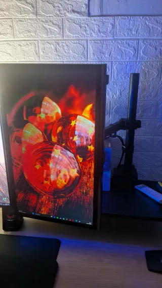 Pantalla 1080 con soporte