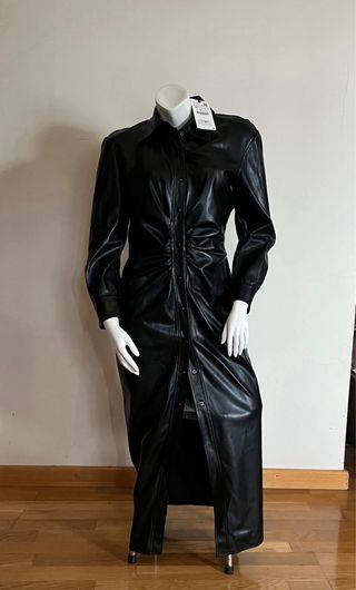 Vestido Zara de cuero sintético nuevo
