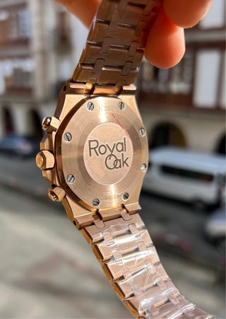 Liquidazione di spettacolari orologi