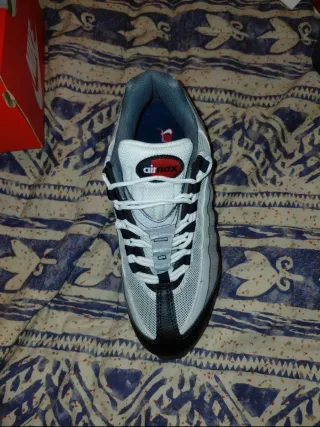 Nike Air Max 95 Negro Gris