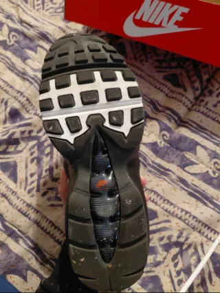 Nike Air Max 95 Negro Gris