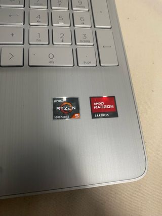 Portatile HP 15s Ryzen 5 16GB RAM, NUOVO