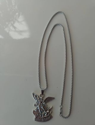 Collar San Miguel Arcángel 60cm. Acero inoxidable.