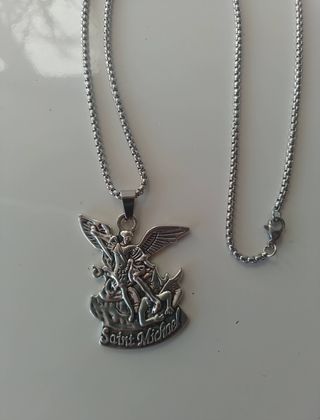 Collar San Miguel Arcángel 60cm. Acero inoxidable.