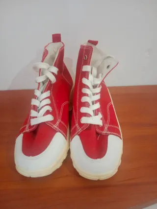 Zapatillas Altas Rojas y Blancas FASHION CLÁSIC