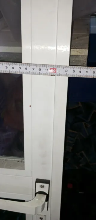 Puerta y ventana de aluminio