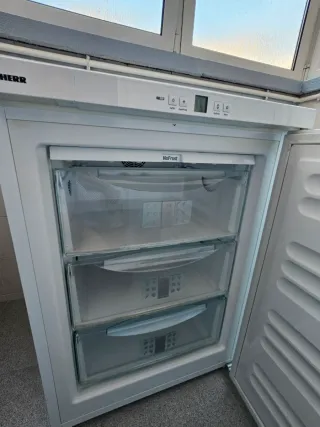 Congelador Vertical Liebherr No Frost A++