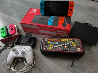 Nintendo Switch + Accessori e Giochi