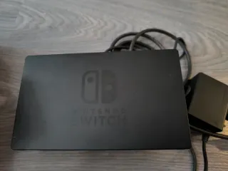 Nintendo Switch + Accessori e Giochi