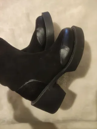 Botines negros talla 37