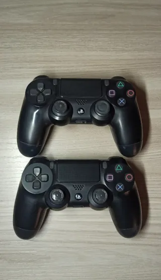 Playstation 4 Slim Nera