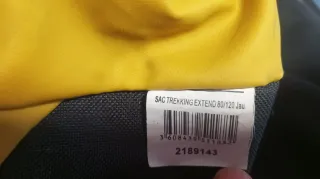 Mochila amarilla y negra