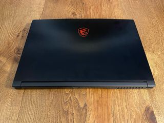 MSI GF63 Thin 9SC Portátil Negro
