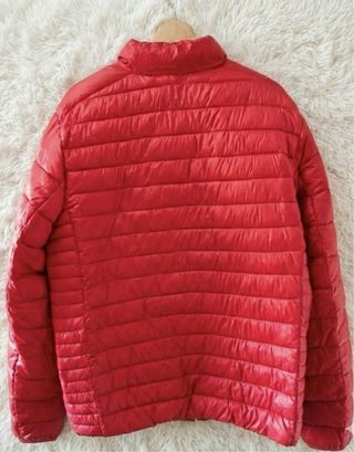 Chaqueta acolchada roja Pull&Bear XL