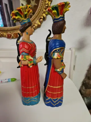 Gegants de goma indis de Reus