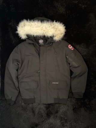 Parka Canada Goose Nera con Cappuccio
