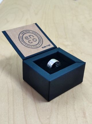 Anillo artesanal de plata de ley - trazos