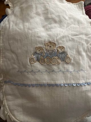 Cuna Moisés con Soporte y Ropa