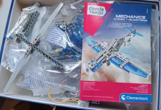 Clementoni Ciencia y Juego Mecánica Aviones Helicó