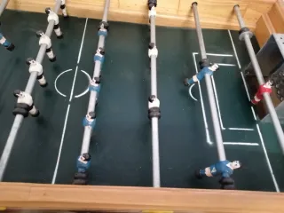 Futbolín de madera