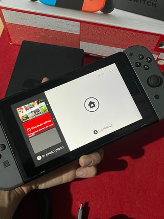 Nintendo Switch con accessori