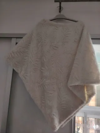 Abrigo calientito elegante beige