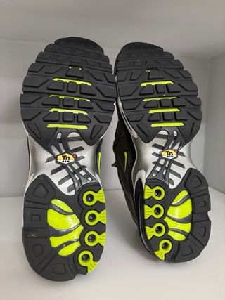 Nike TN Air Max Plus Verde Oliva