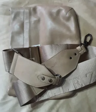 Bolso de piel Velez beige