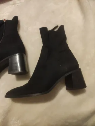 Botines   zara negros tacón 38