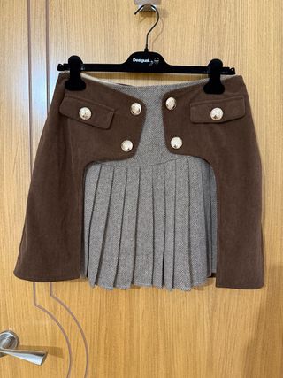 Falda Espinosa de Camaleónica