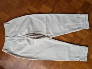 Pantalon vaquero Bershka beige Talla 36