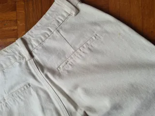 Pantalon vaquero Bershka beige Talla 36
