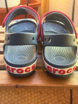 Sandalias Crocs Azul y Rojo niños