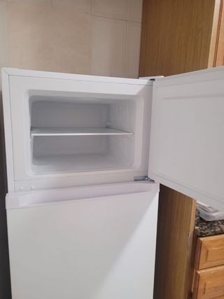 Nevera blanca