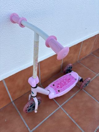 Patín infantil rosa 3 ruedas