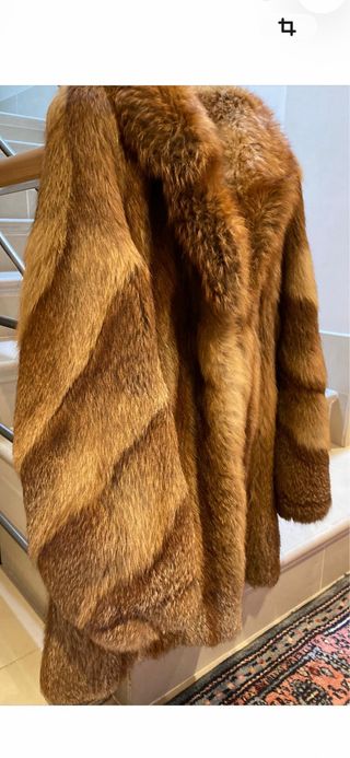 Chaquetón de zorro marrón y naranja