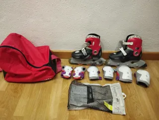 Patines en línea + protecciones + bolsa