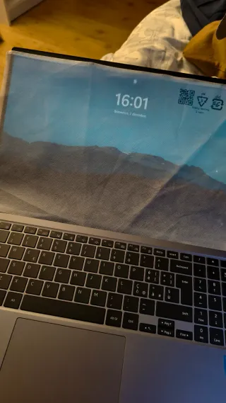 Samsung Galaxy Book4, Intel i3, 8/256, 15.6"