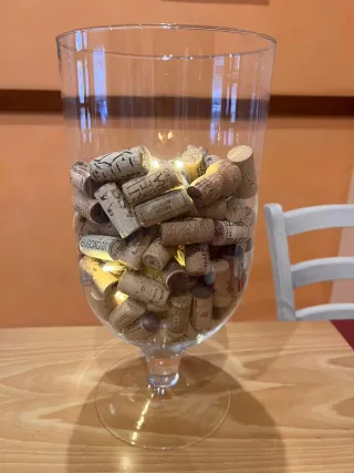 Jarrón cristal con corchos 35cm