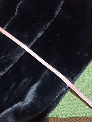 Cappotto in pelliccia ecologica nera