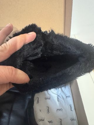 Botas negras forradas