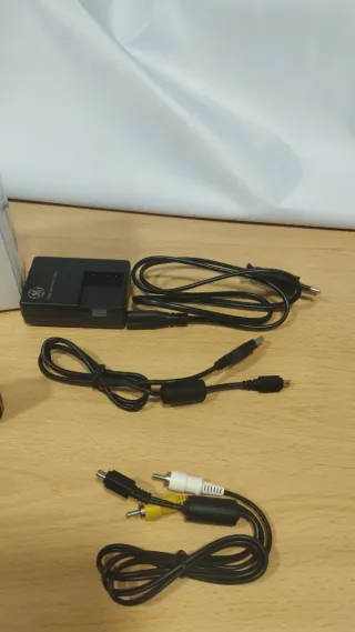 Cámara Digital GE E1255W Negra