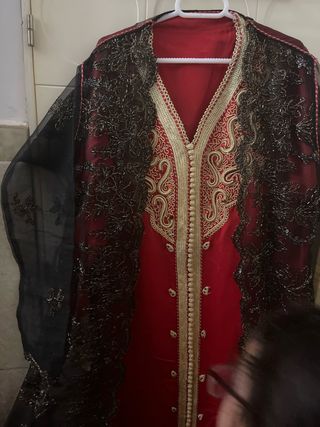 Kaftan  Roja y Negra Talla Única