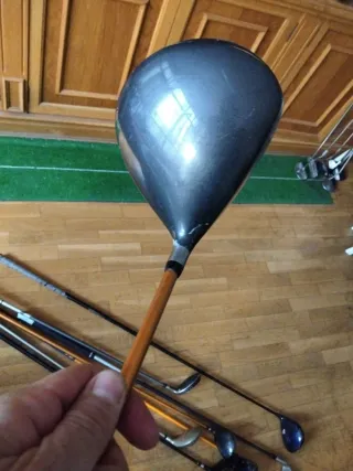 Driver zurdo Cleveland Launcher 460 10.5° reg