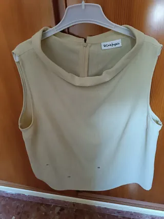 Conjunto de fiesta beige