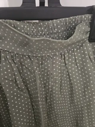 FALDA VERDE TALLA 36