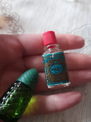 Set di miniature di profumi antichi